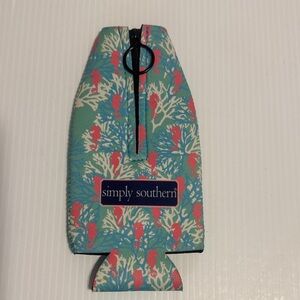 Simply Southern Coral Seahorse Bottle Sleeve